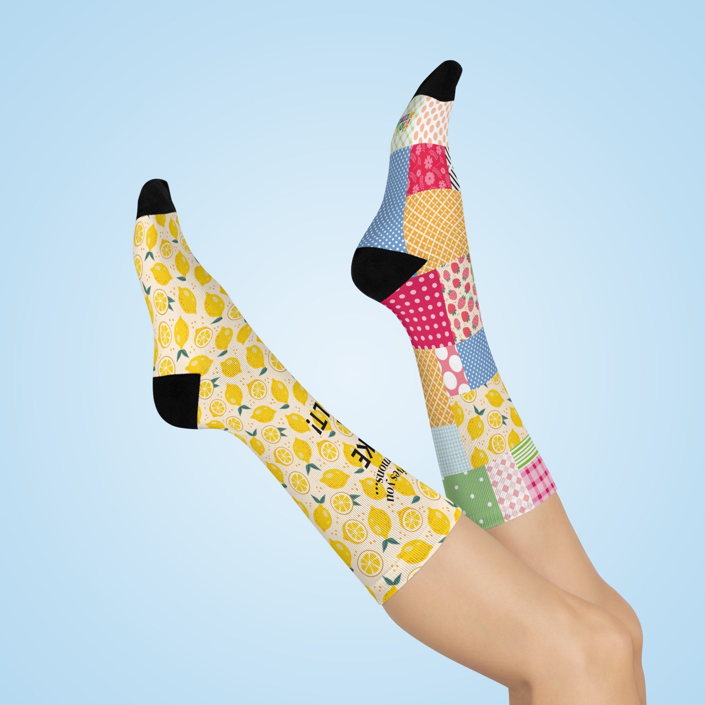 When Life Gives You Lemons, Make a Quilt! Women's Cushioned Crew Socks